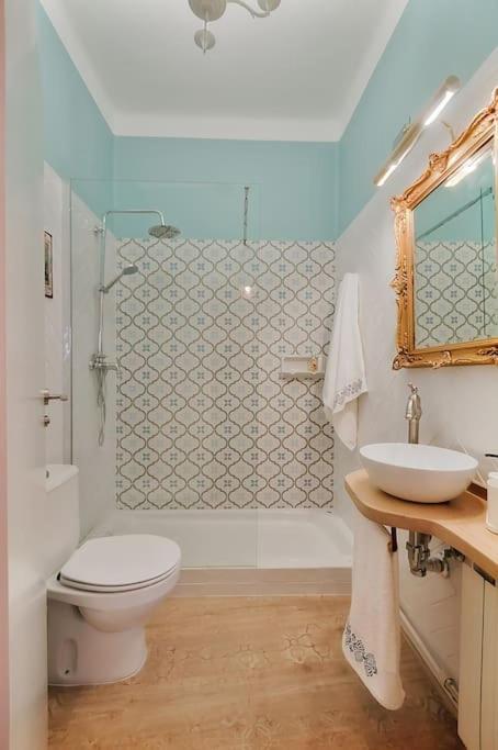 Ferienhaus Casa El Tratado, Situada En El Casco Historico Con Patio Privado